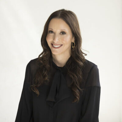 headshot of team member Mindy